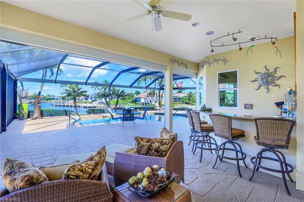 MARCO BEACH - Residential