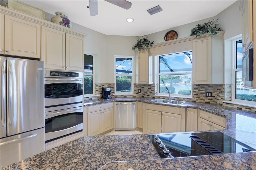 MARCO BEACH - Residential