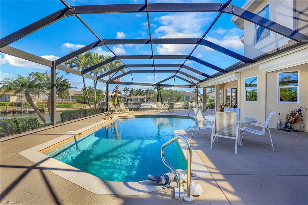 MARCO BEACH - Residential