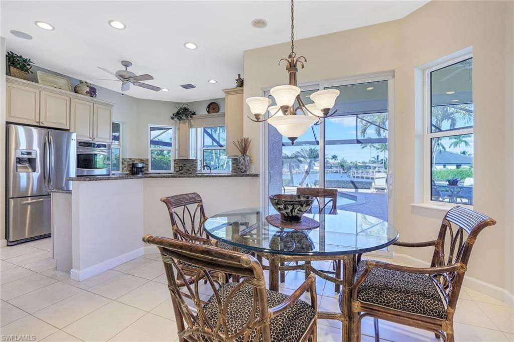 MARCO BEACH - Residential