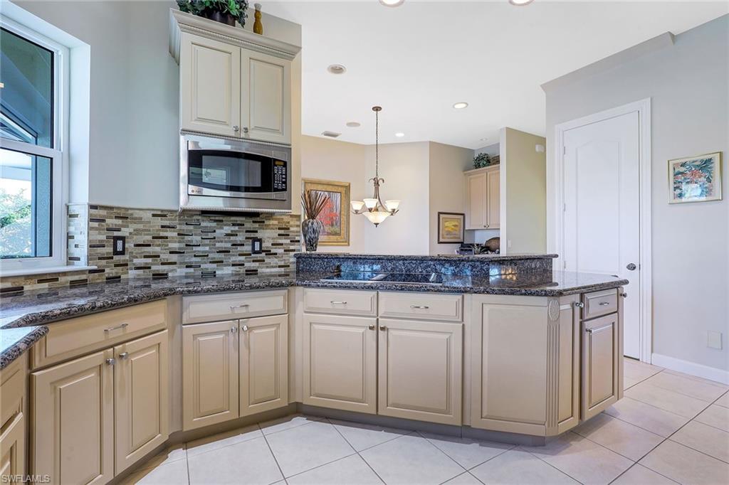 MARCO BEACH - Residential