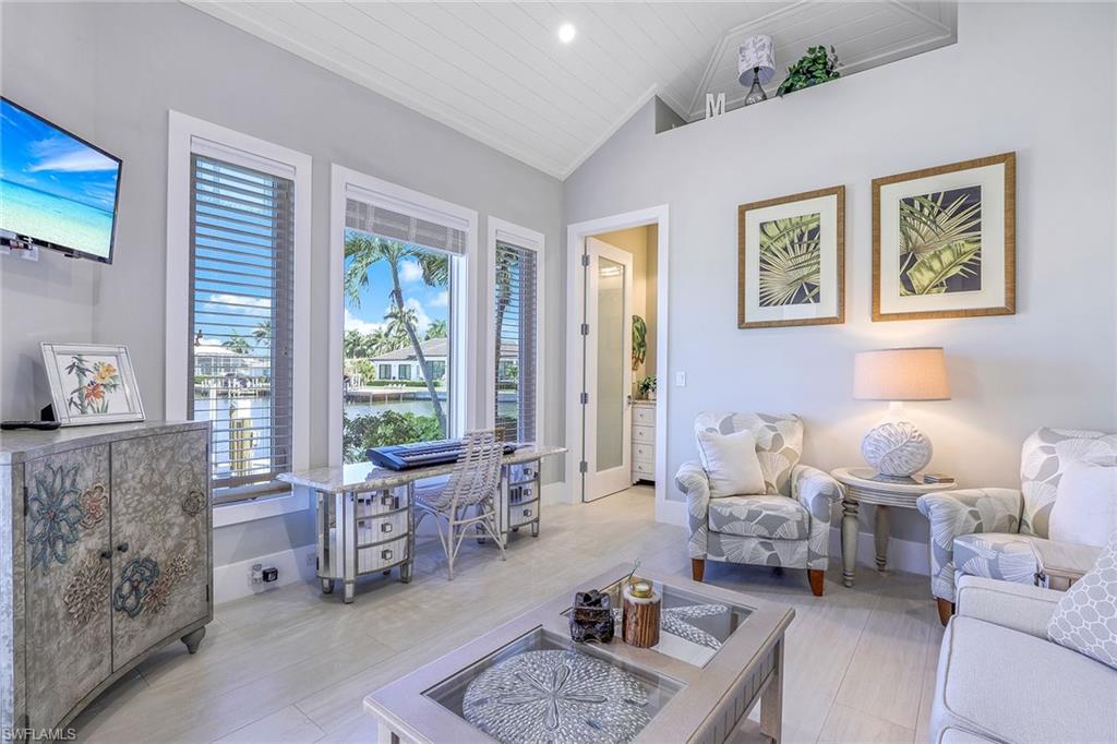 MARCO BEACH - Residential