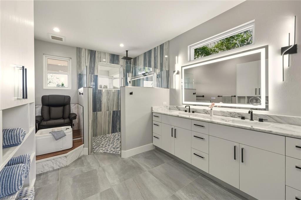 BONITA FARMS - Residential