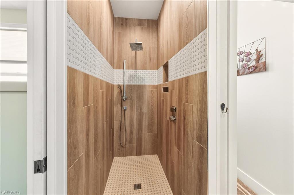 BONITA FARMS - Residential