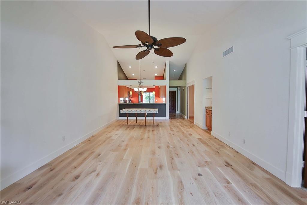 VILLAGE - Residential