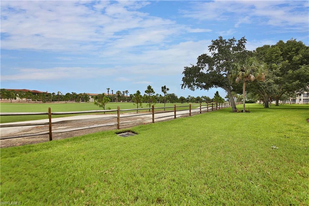 VILLAGE - Residential