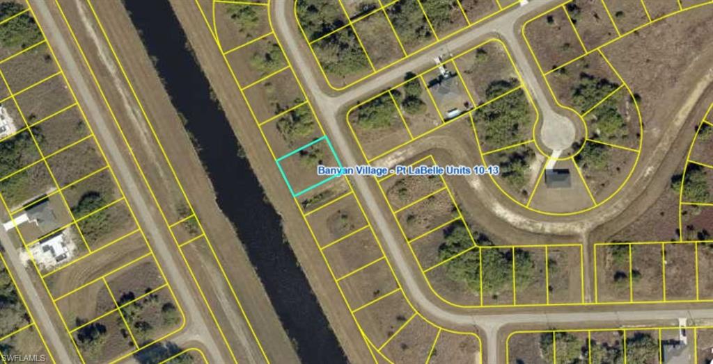 BANYAN VILLAGE - Land