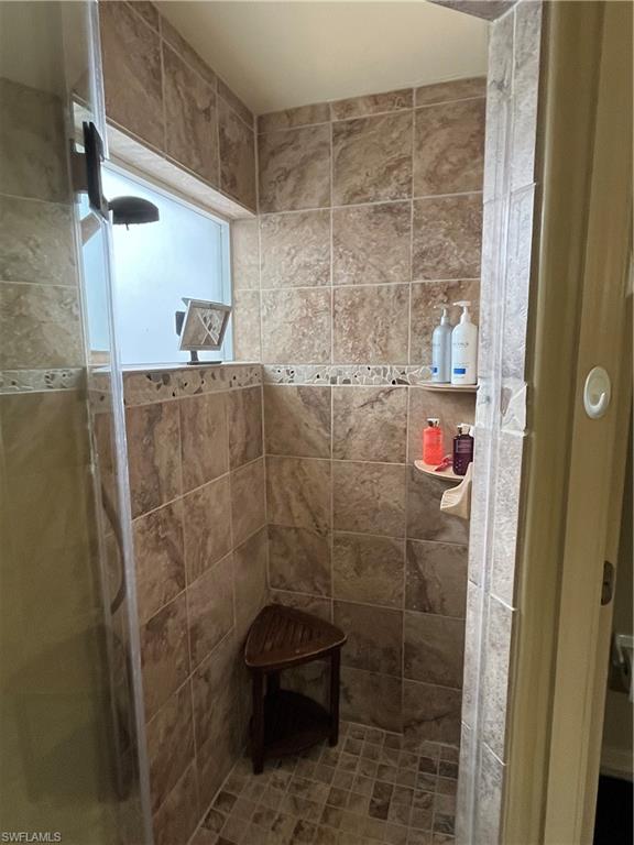 ISLAND PARK WOODS - Residential