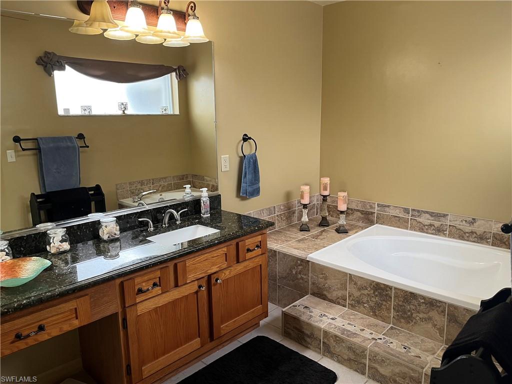 ISLAND PARK WOODS - Residential