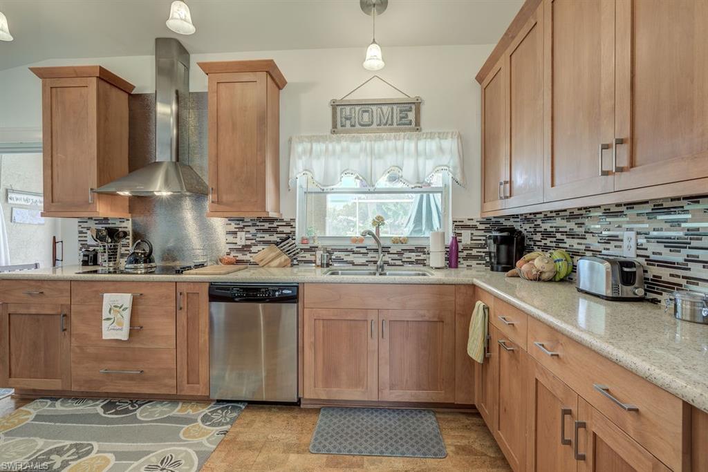 VILLAGES AT COUNTRY CREEK - Residential