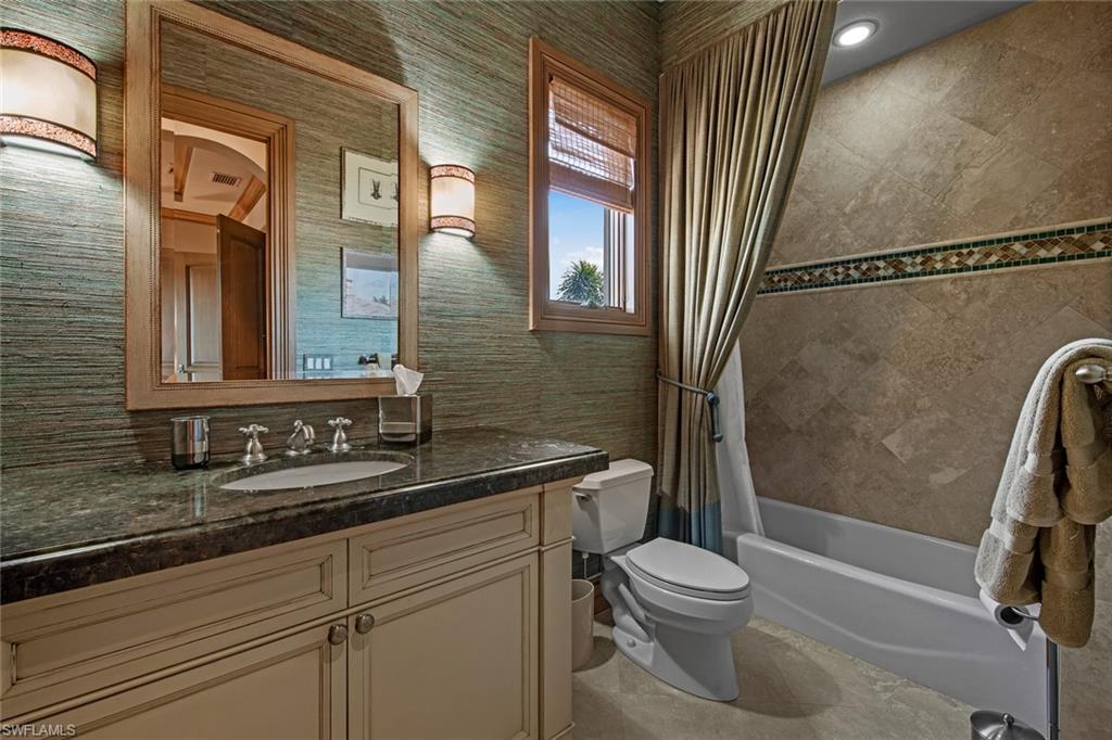 QUAIL WEST - Residential