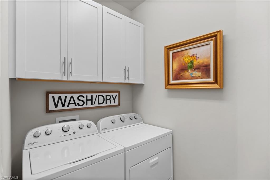 AVERY SQUARE - Residential