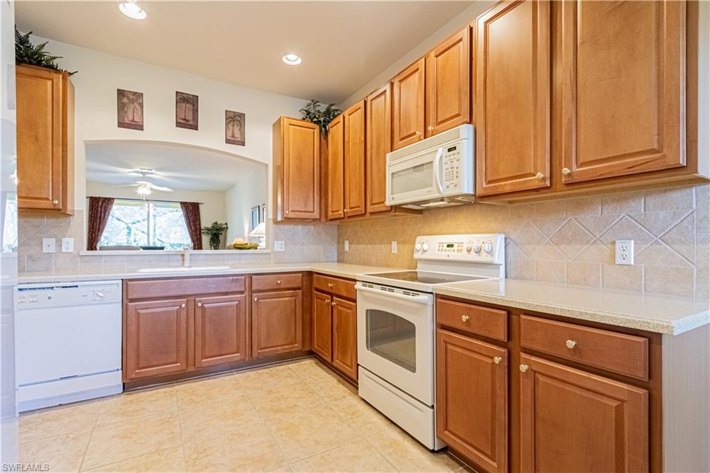 REFLECTION LAKES - Residential