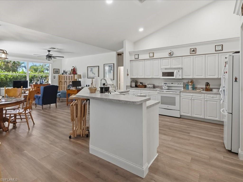 MARCO ISLAND - Residential