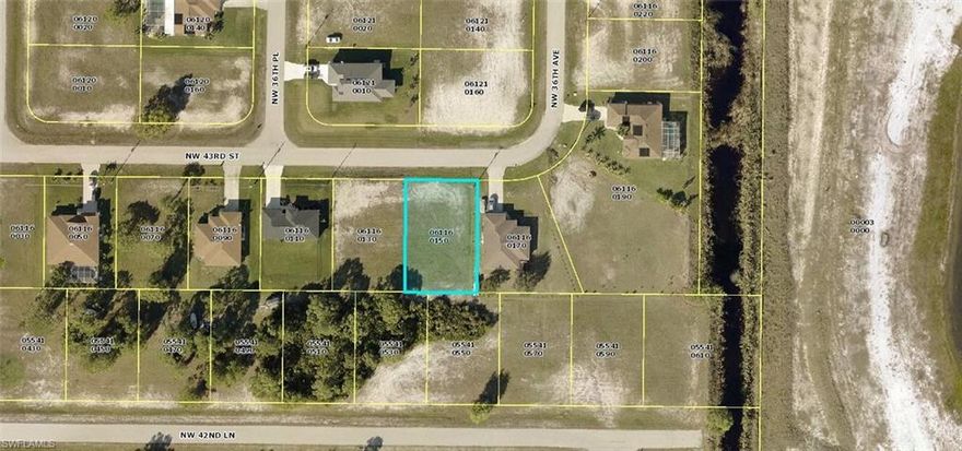 Amazing Southern exposure buildable lot in the quiet NW Cape. This lot is just minutes from the 7 Islands Project, shopping, dining, schools & parks. It's a short ride to Punta Gorda, Port Charlotte & Interstate 75. This is a great neighborhood with lots of new homes under construction, yet still very peaceful & quiet. Buy now and build your new pool home or hold for future investment. The NW Cape market is climbing!