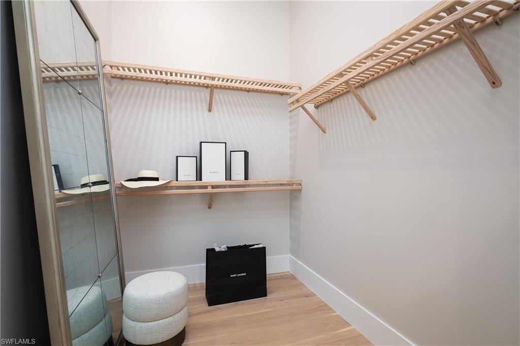 OYSTER HARBOR - Residential