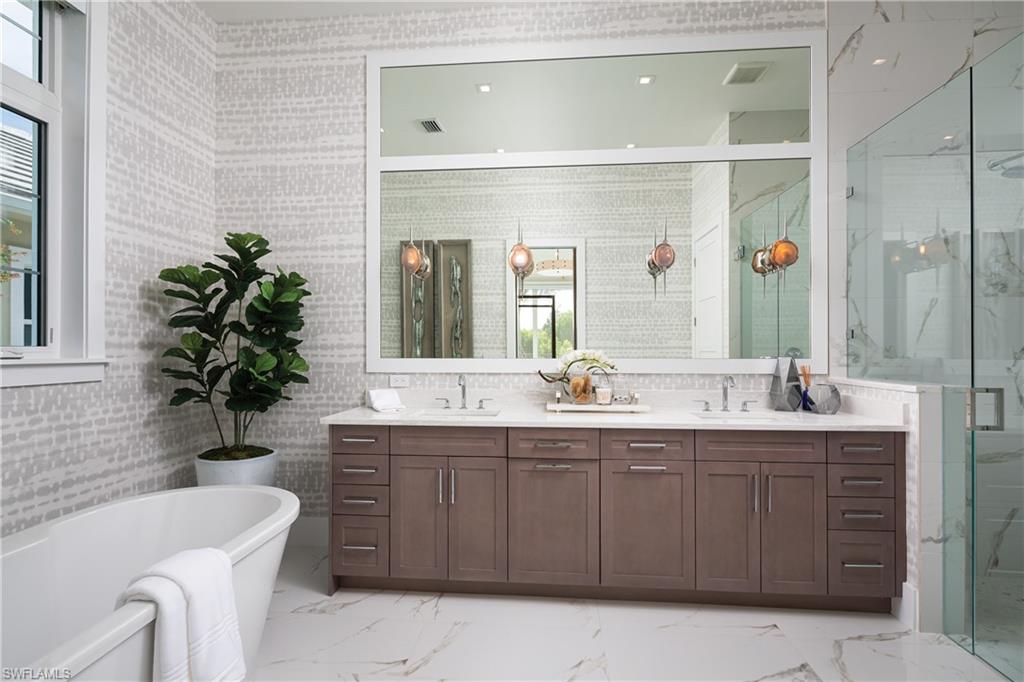 OYSTER HARBOR - Residential