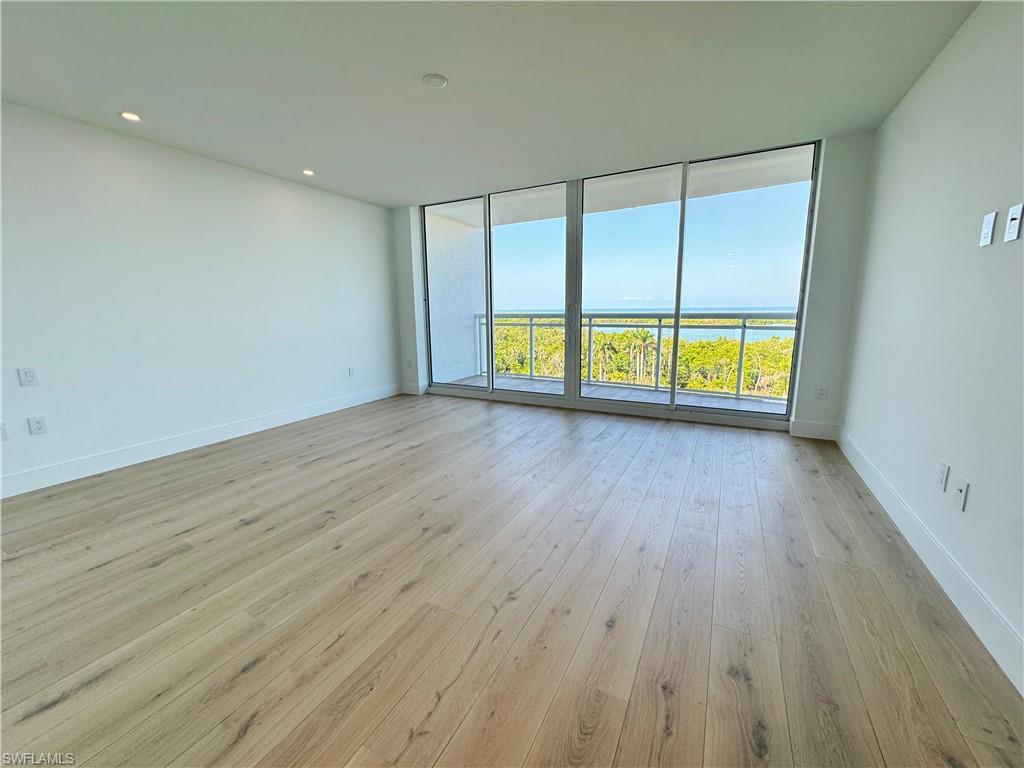 KALEA BAY TOWER 400 - Residential