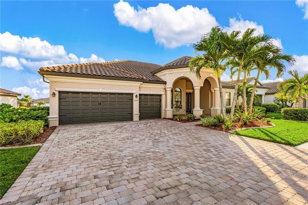 Photo of 11027 Longwing DR, FORT MYERS, FL 33912 (MLS # 2025017228)