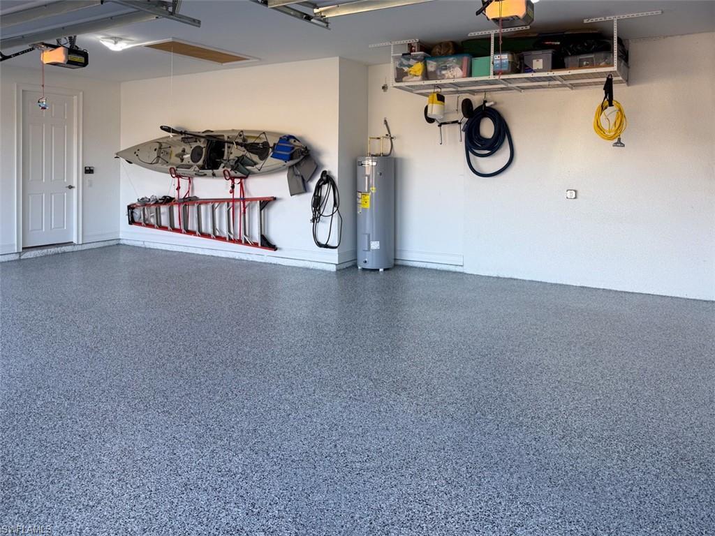 ROYAL PALM GOLF ESTATES - Residential