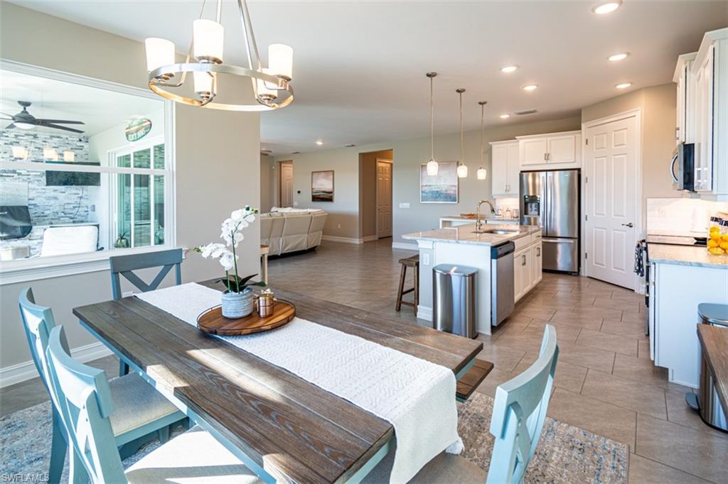 ROYAL PALM GOLF ESTATES - Residential