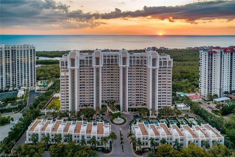 A home in NAPLES