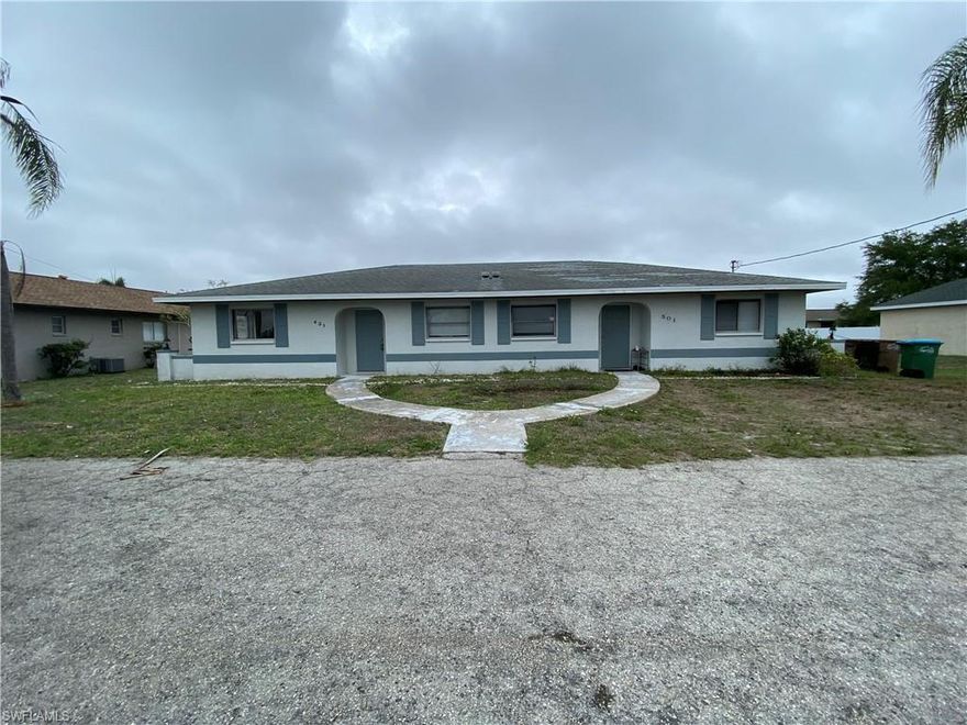 This 2 Bedroom 2 bathroom Duplex located in Cape Coral. Washer and dryer hookup. Lawncare included. 847 sqft $1195 rent + $1195 Security req'd to move in. SMOKING PROHIBITED. Electric and water is the tenants responsibility. Pets allowed with additional monthly $50 pet rent per pet.

"Equal Housing Opportunity"