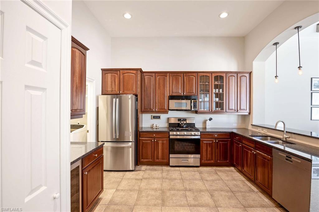 CAYMAN - Residential