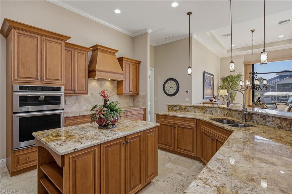 MARCO ISLAND - Residential