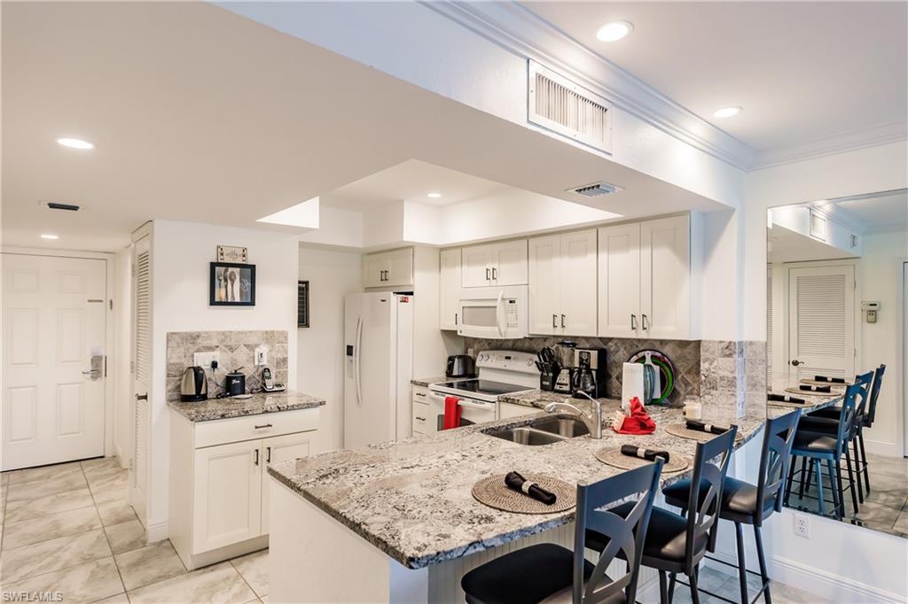 PARK SHORE RESORT - Residential