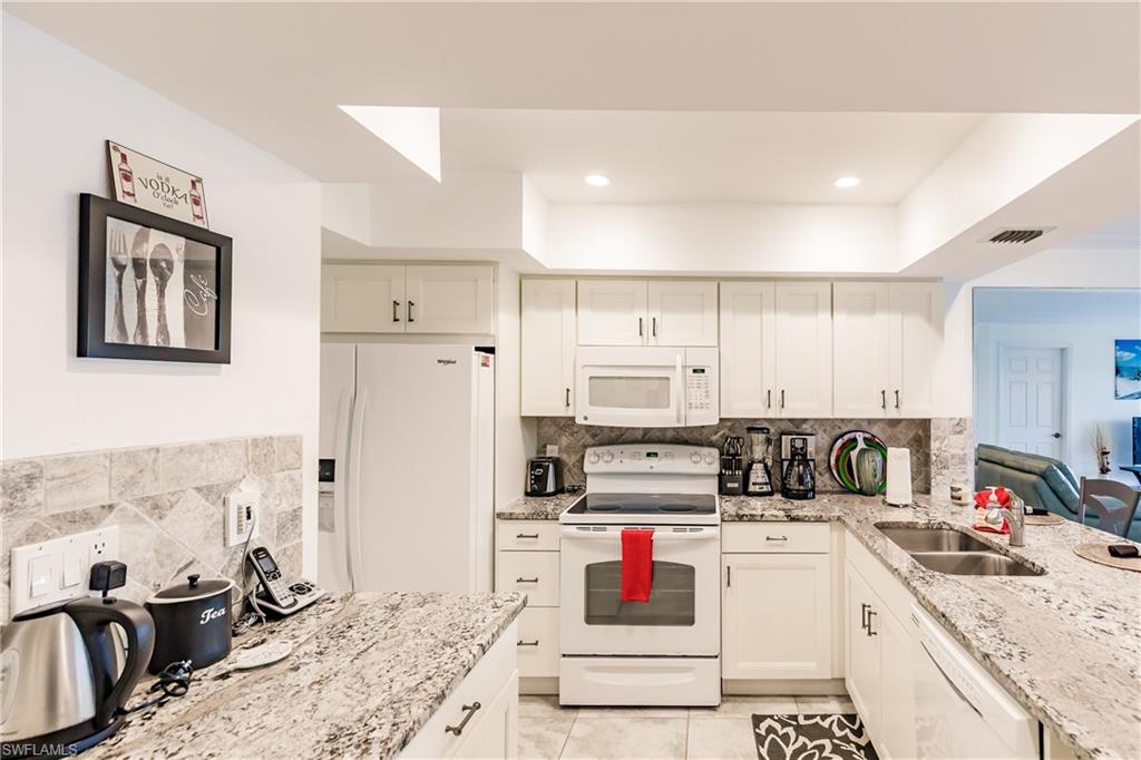 PARK SHORE RESORT - Residential