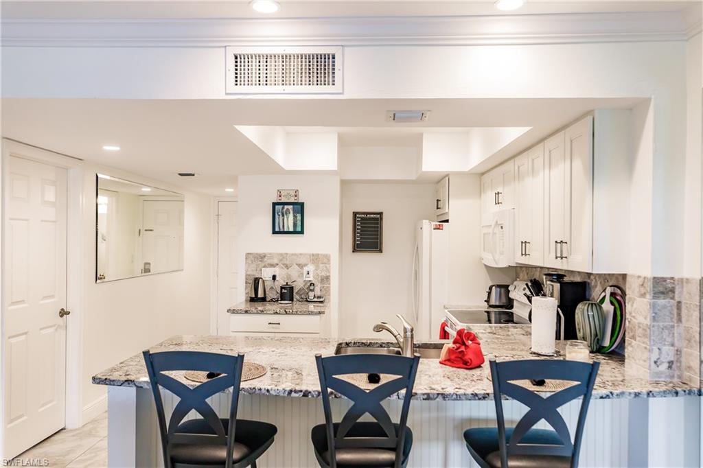 PARK SHORE RESORT - Residential