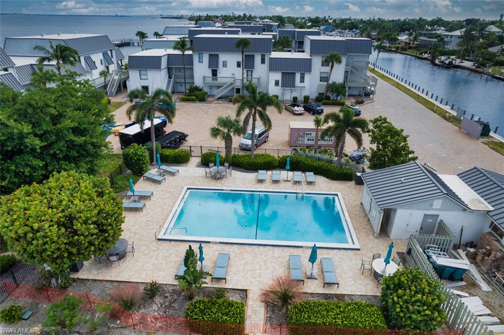 MARINER POINTE CONDO - Residential