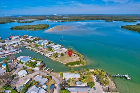 Photo of 105 Bayshore WAY, GOODLAND, FL 34140 (MLS # 226037547)