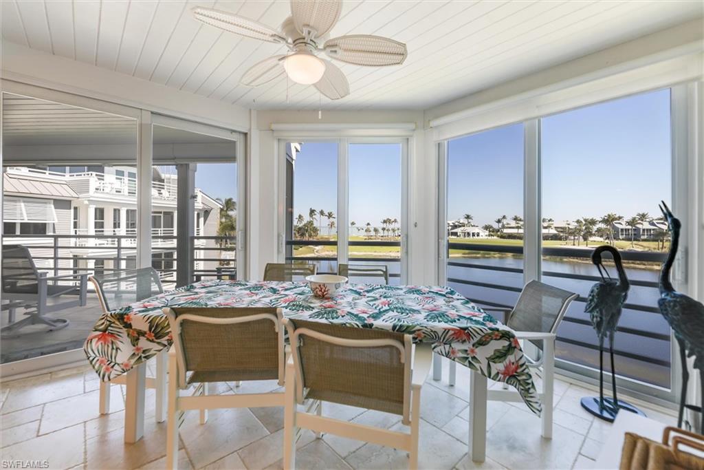 LAND'S END - Residential