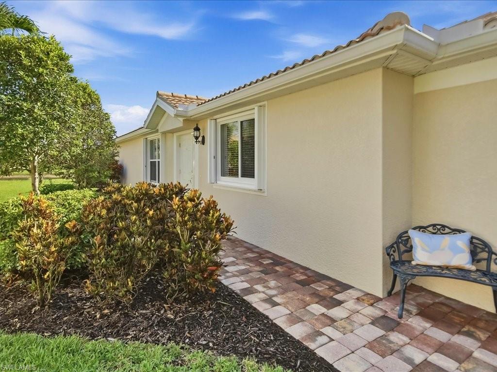 8647 Genova CT