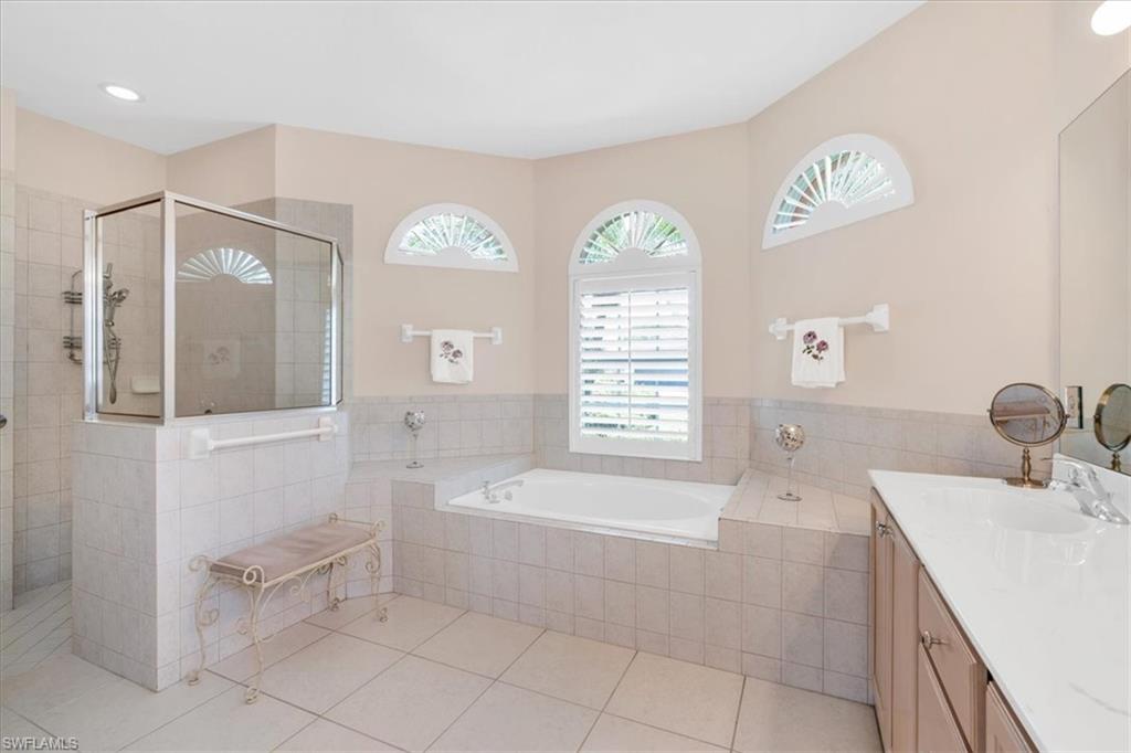 INDIGO LAKES - Residential