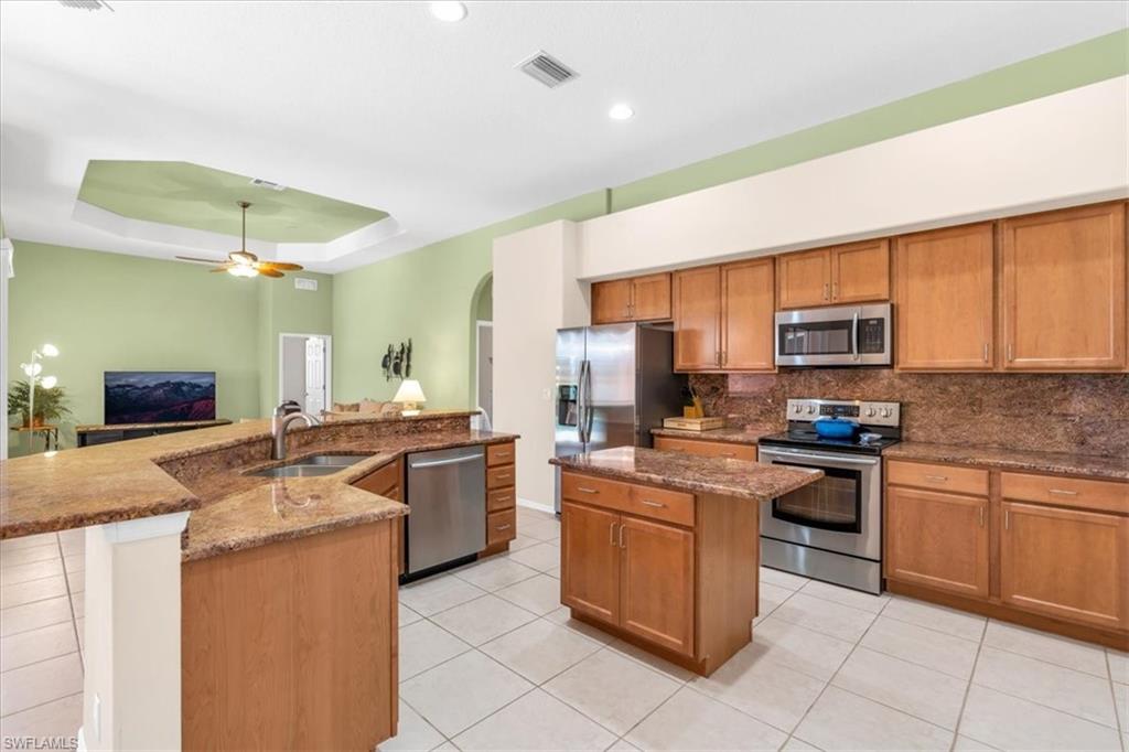 INDIGO LAKES - Residential