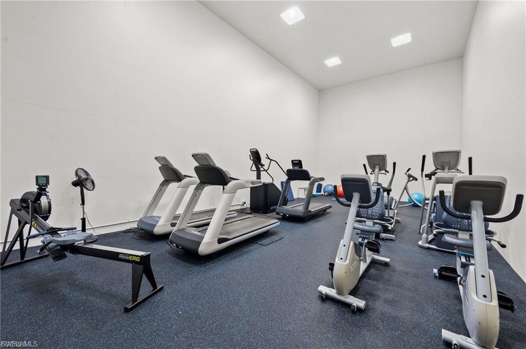 CROSS CREEK ESTATES - Residential