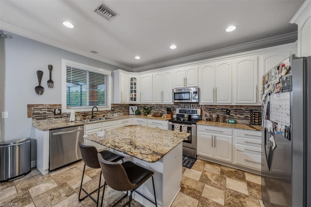 TOWN LAKES - Residential