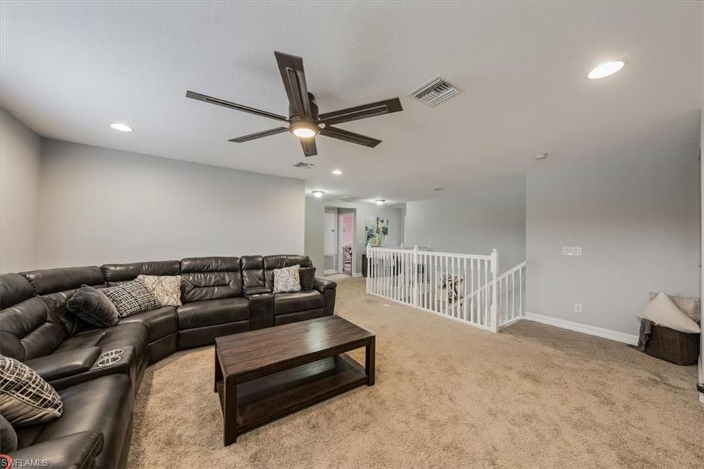 TOWN LAKES - Residential