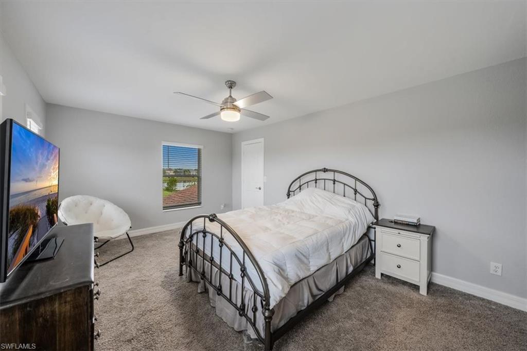 TOWN LAKES - Residential