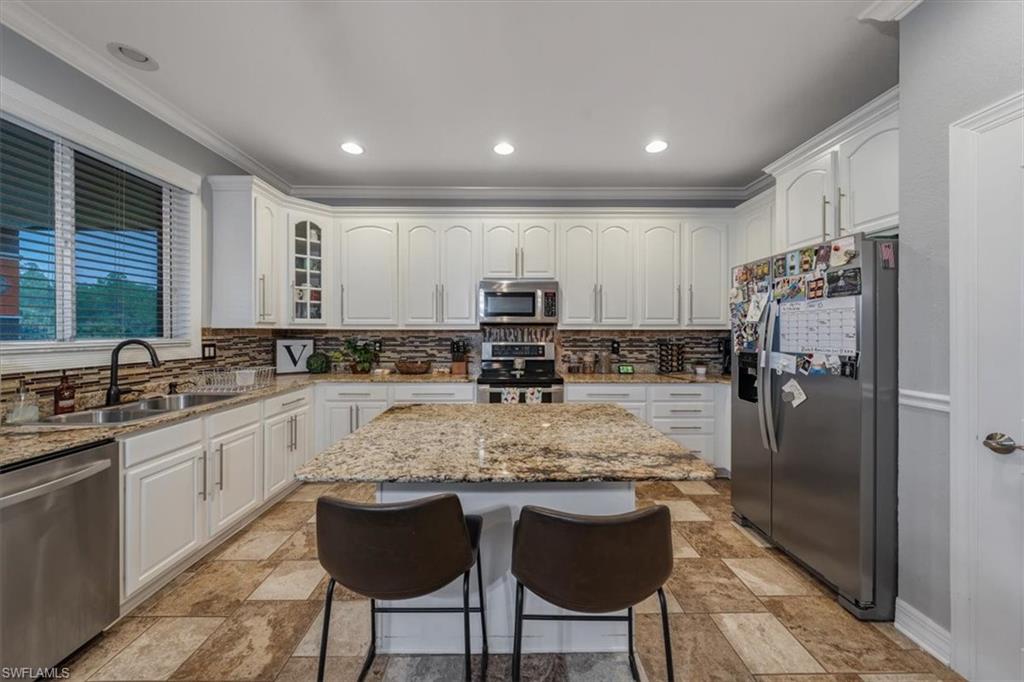 TOWN LAKES - Residential