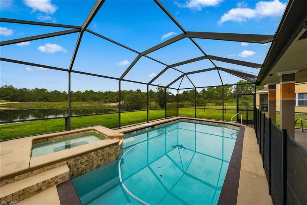 TOWN LAKES - Residential