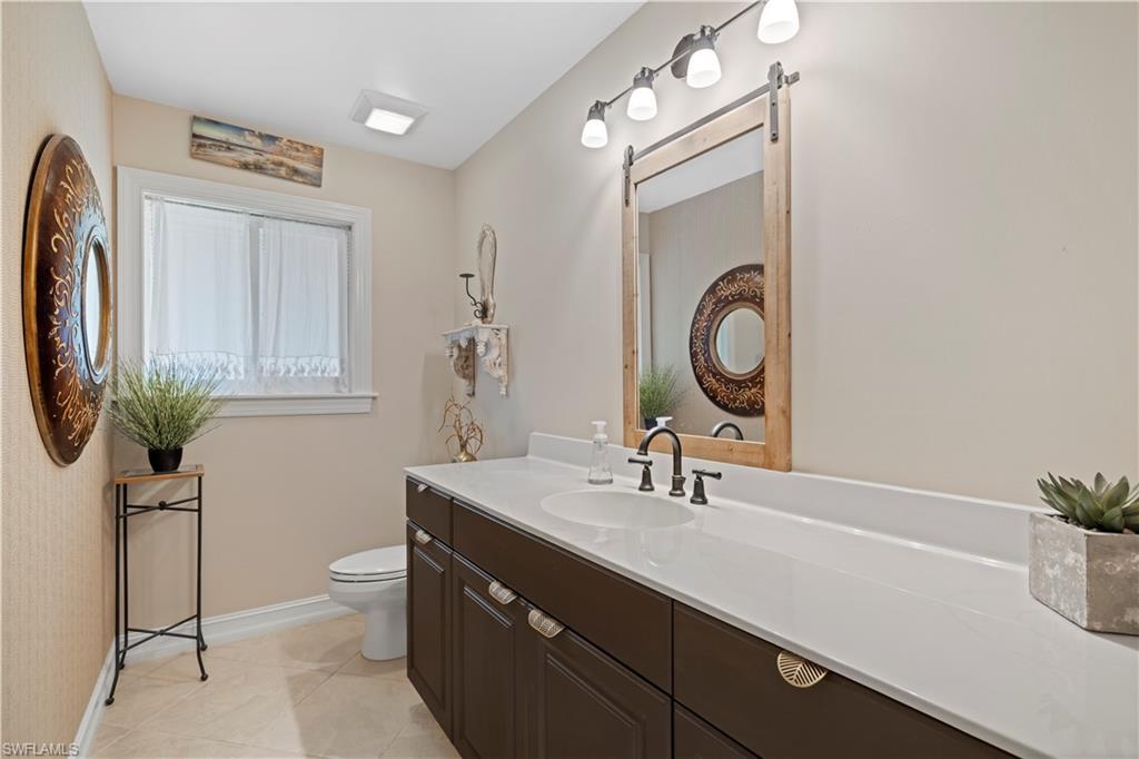 SANIBEL HIGHLANDS - Residential