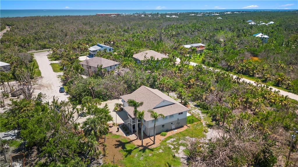 SANIBEL HIGHLANDS - Residential