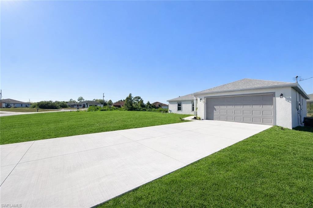 LEHIGH ACRES - Residential