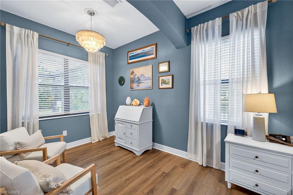 PORTICO - Residential