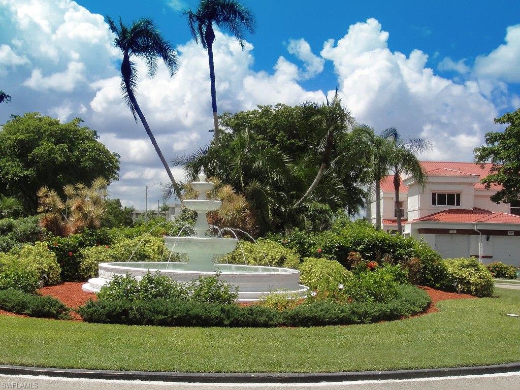 SEVEN LAKES - Residential