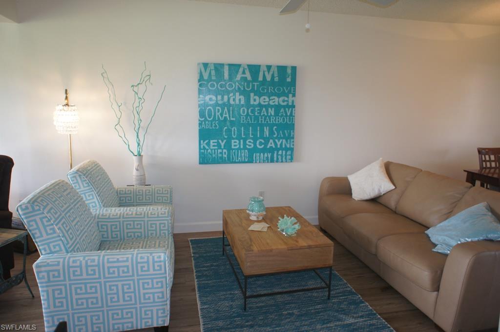 SEVEN LAKES - Residential